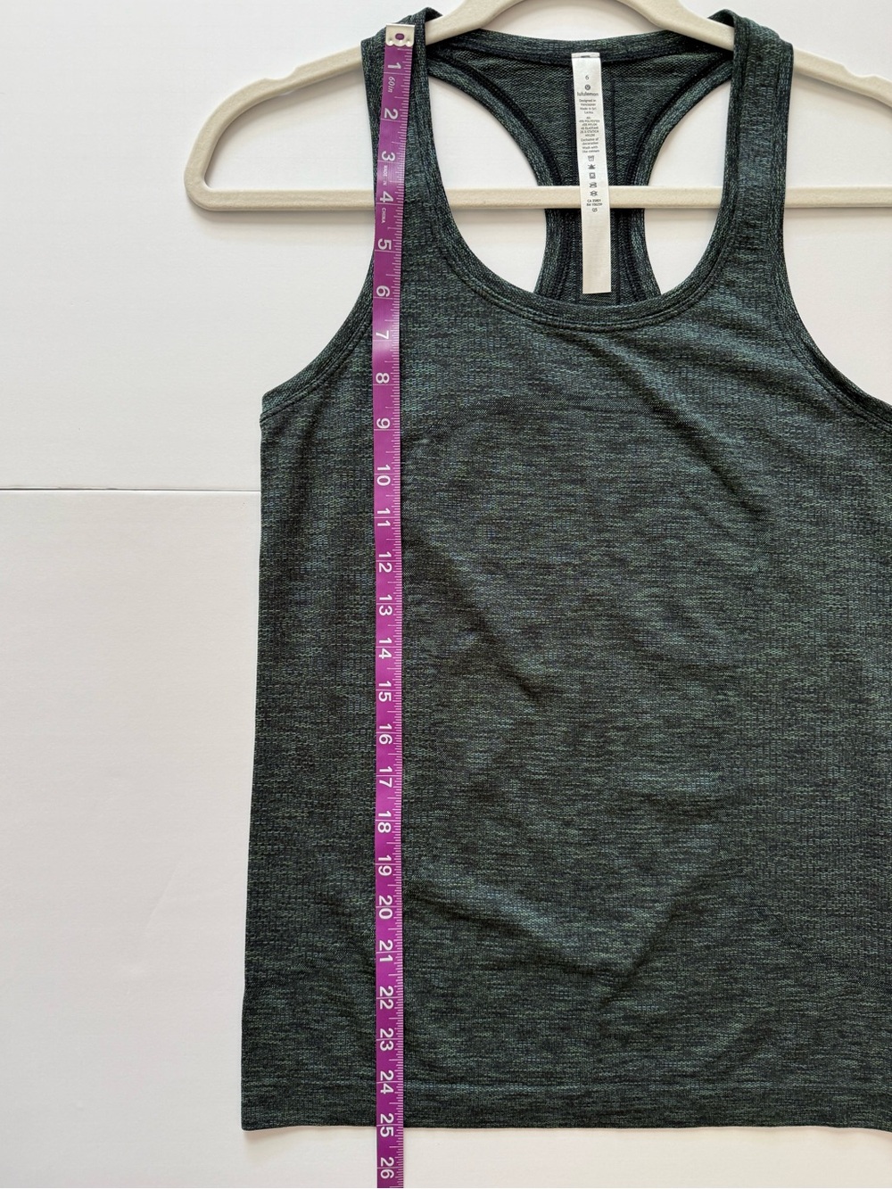 Lululemon Swiftly Racerback 2.0 - Picture 5 of 9